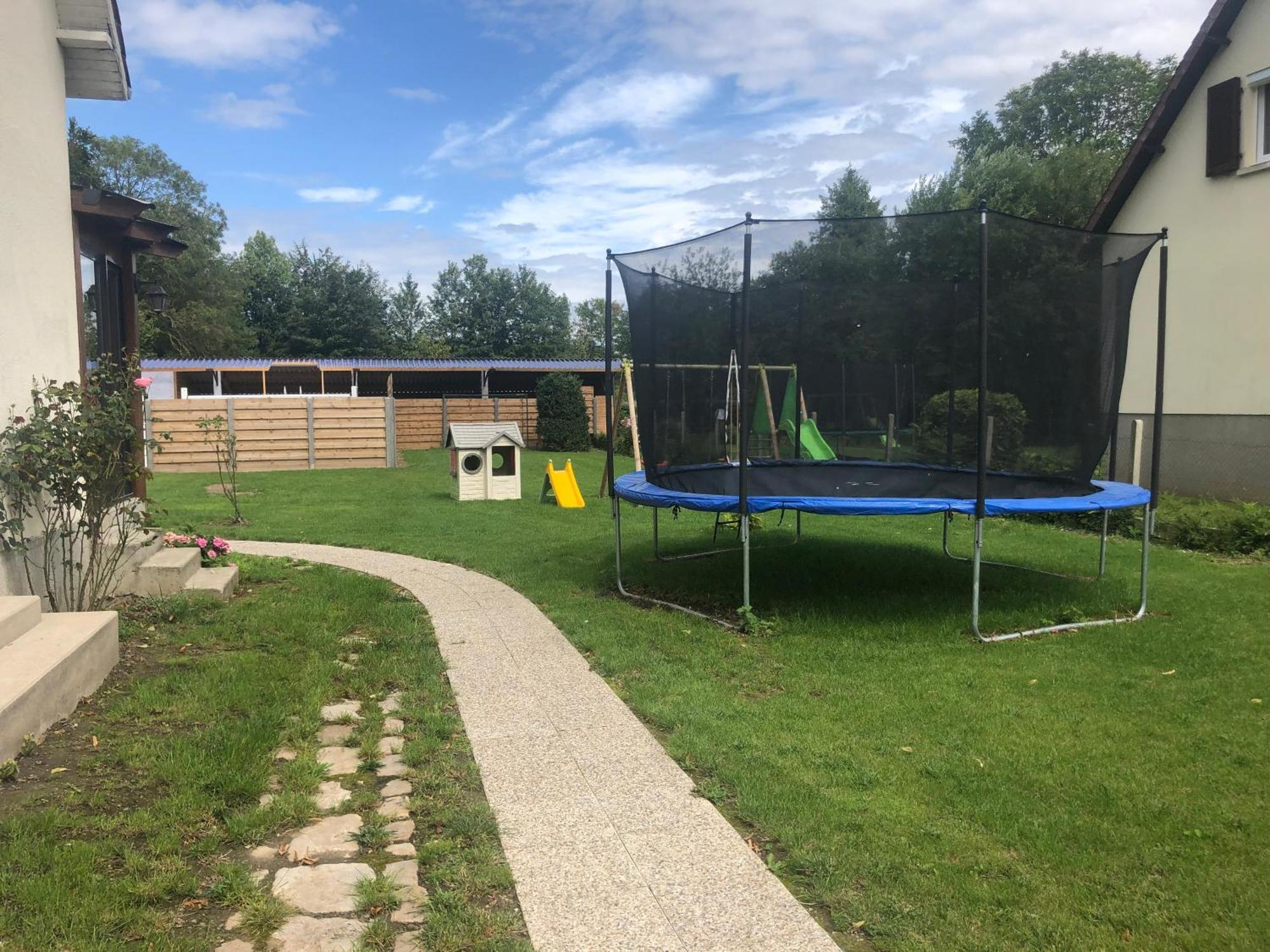 Holiday home Des 3 Pleureuses